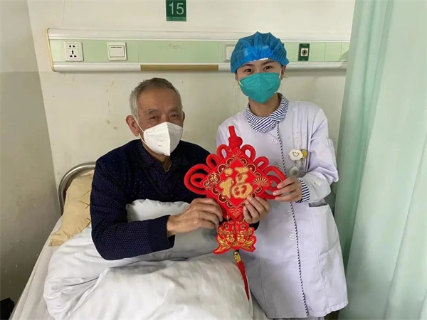 堅(jiān)守“醫(yī)”線的春節(jié)“不歸人”！ 通用醫(yī)療醫(yī)護(hù)人員堅(jiān)守崗位，保障春節(jié)(圖4)